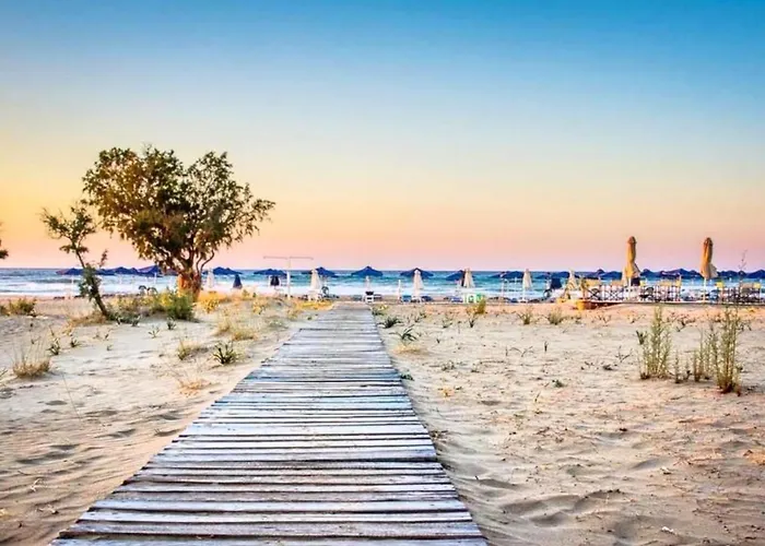 Grand View Mit Blick Auf Wasser By Interhome * Ханья